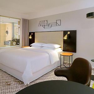 Camera premium con letto queen size